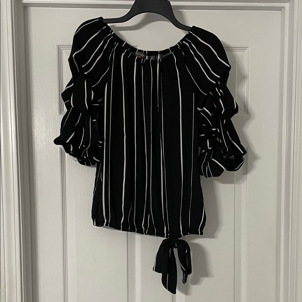 Vince Camuto Black and White Striped Women's Top